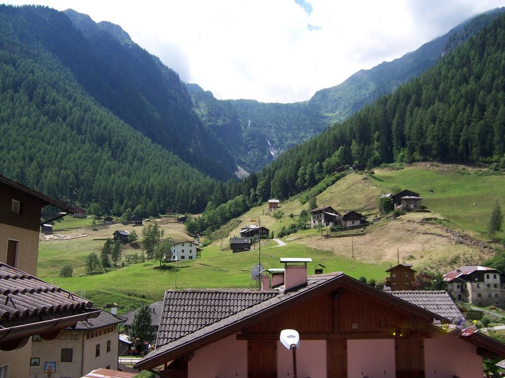 Alpen Hotel Rabbi Exterior foto